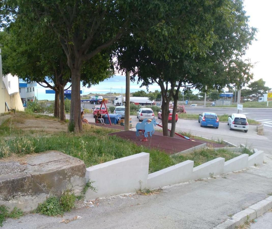 Apartment A1 Dugi Rat Kültér fotó
